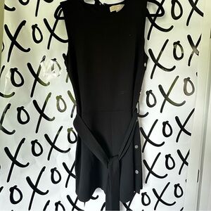 MICHAEL KORS
Leena Snap Short Tie Waist Romper